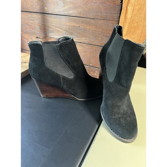 Lucky Brand Suede Yamka Chelsea Bootie Black With Brown Wedge Size 8-1/2 - Picture 1 of 11